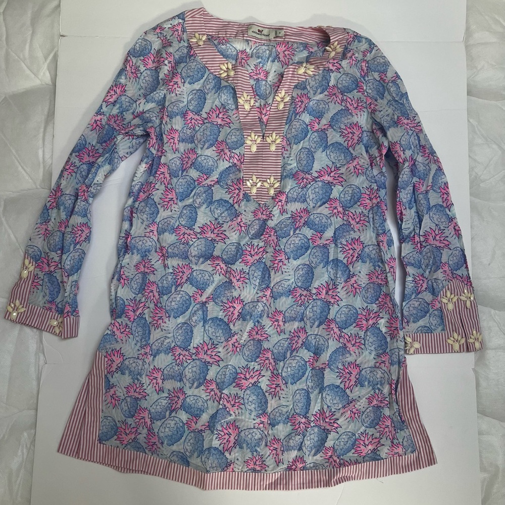 Vineyard Vines 100% cotton  Embellished Blue and Pink Pineapple Coverup Tunic